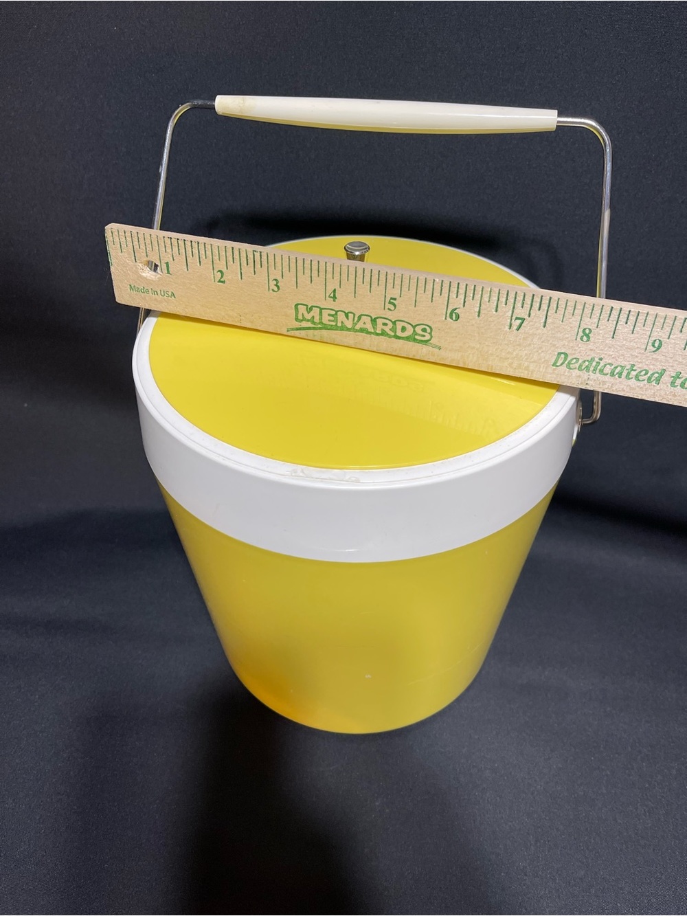 Mid Century Vintage 70's Bright Yellow Lucite Ice Bucket Lid - Picture 8 of 11